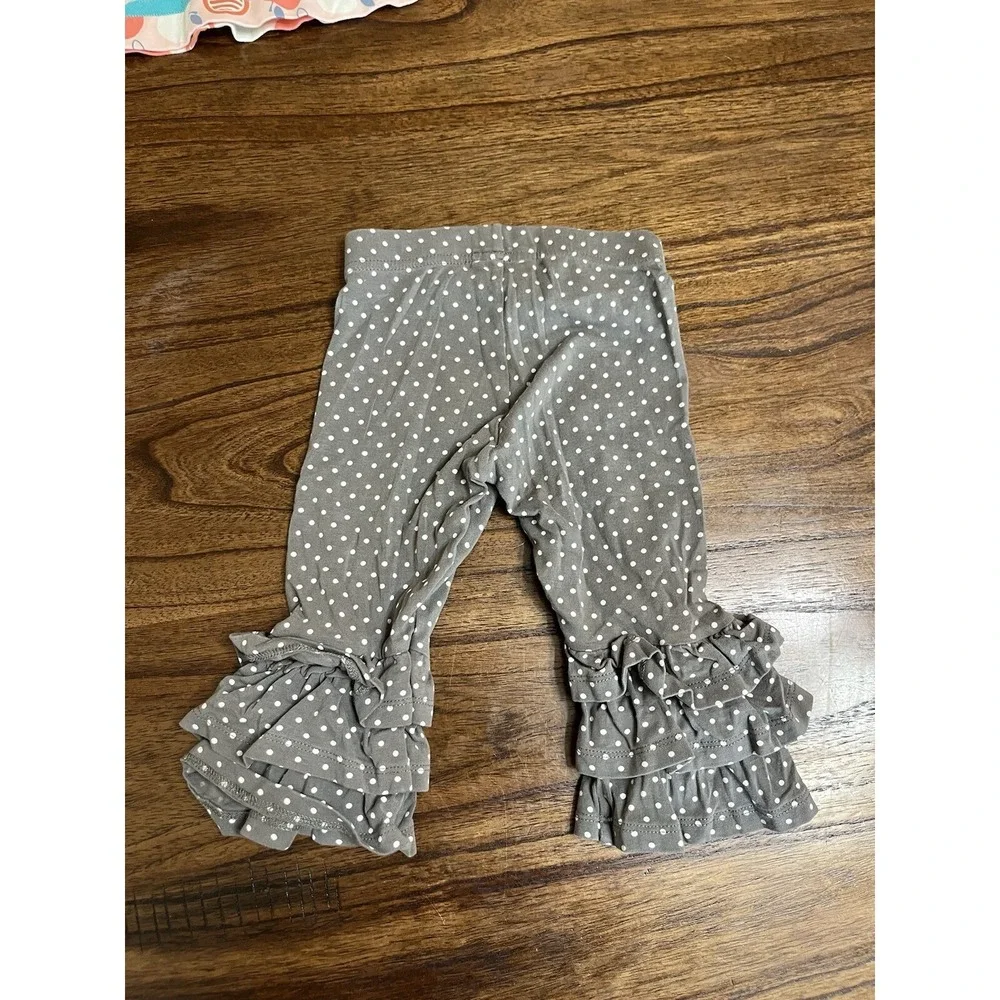 Matilda JaneSize 12-18 mo Sweet To The Core Tunic And Gray Polka Dot Leggings‎